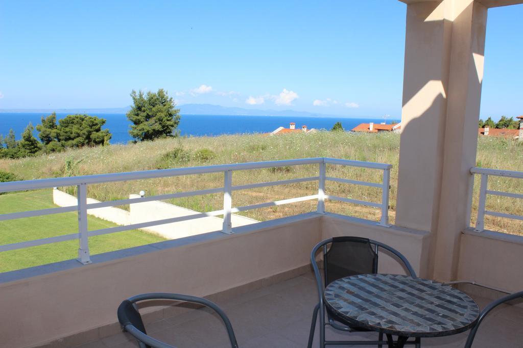 Petra Villa Afytos Exterior foto